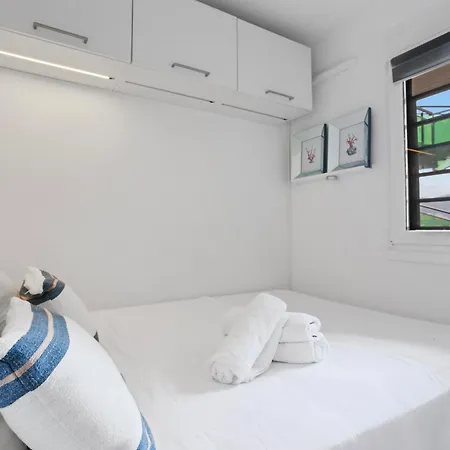 Apartament London - Vue Cannes